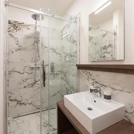 Aparthotel Apartsee Wellness 3*