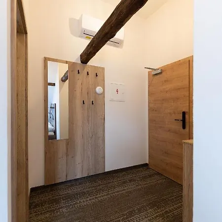 Apartsee Wellness