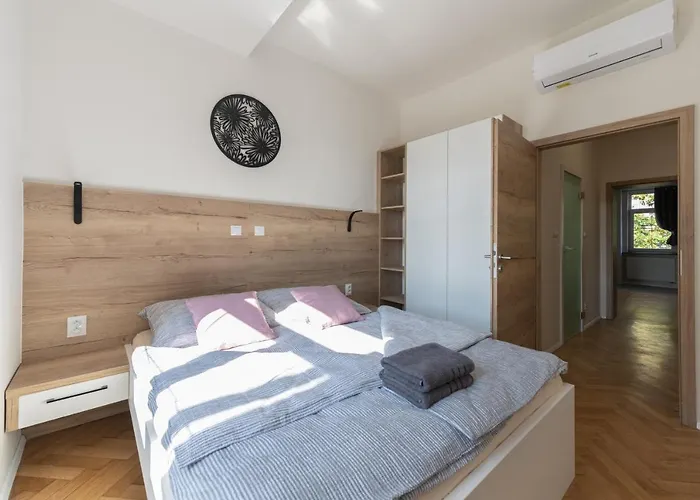 Lejlighedshotel Apartsee Wellness 3*