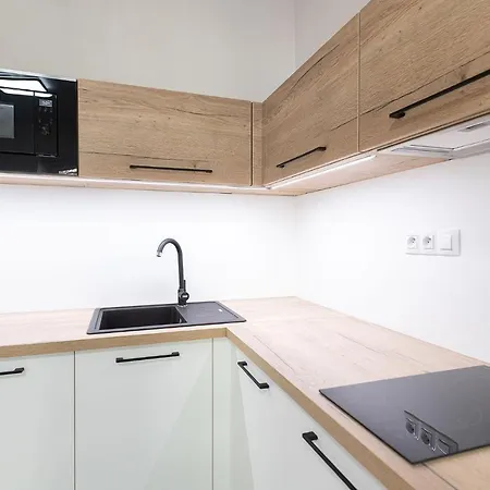 Aparthotel Apartsee Wellness 3*