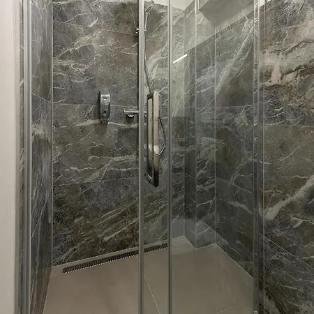 Apartsee Wellness Aparthotel